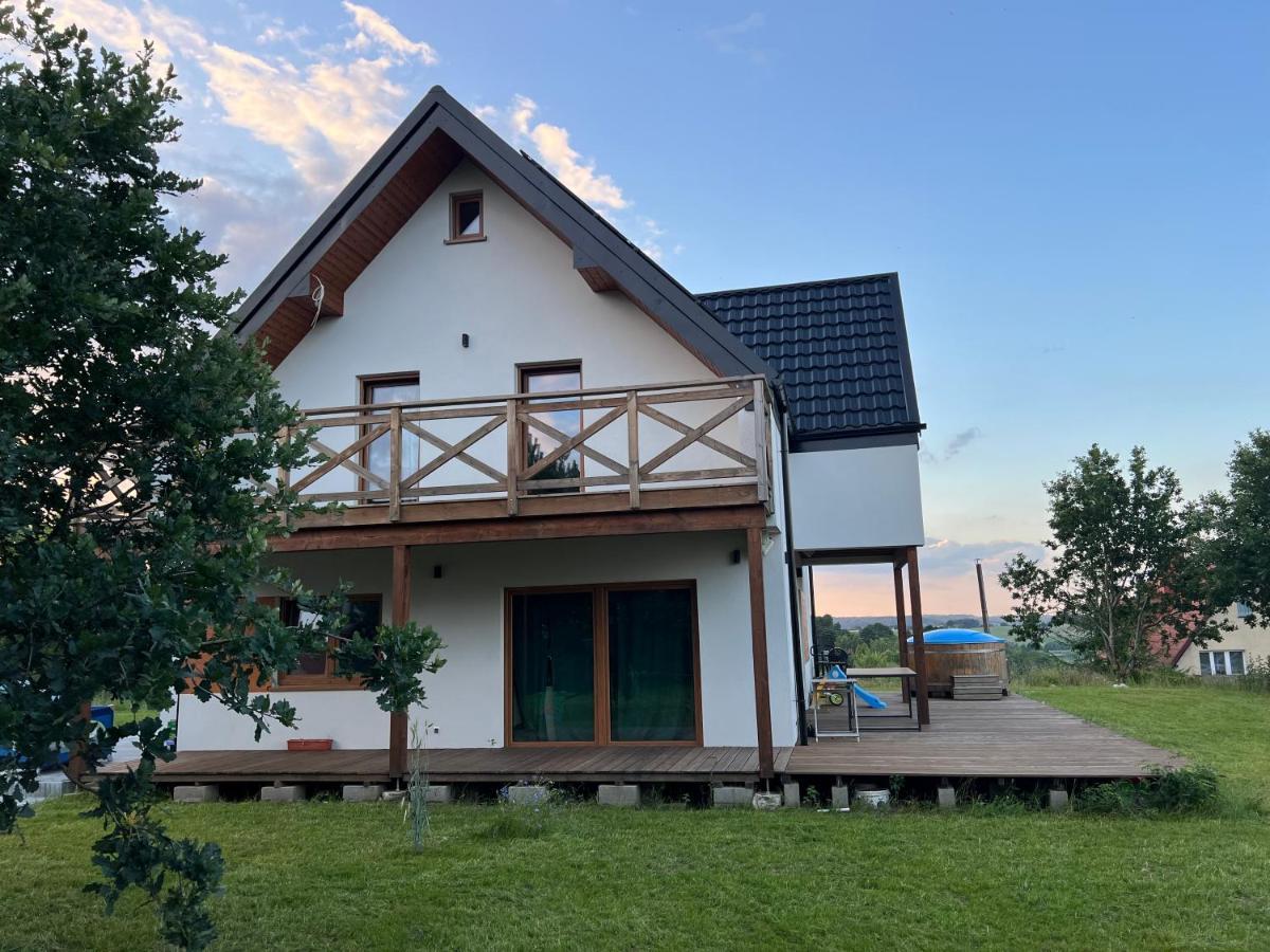 Dom W Chmielnie Na Wzgorzu Villa Chmielno Exterior photo